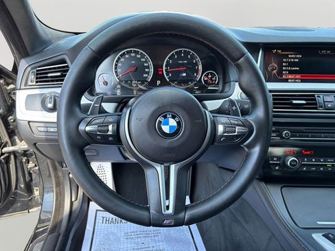 Used 2016 BMW M5 RWD image 19