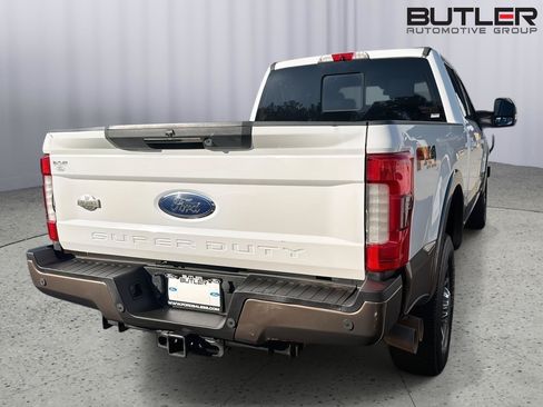 Used 2017 Ford F350 King Ranch w/ King Ranch Ultimate Package AWD/4WD image 9