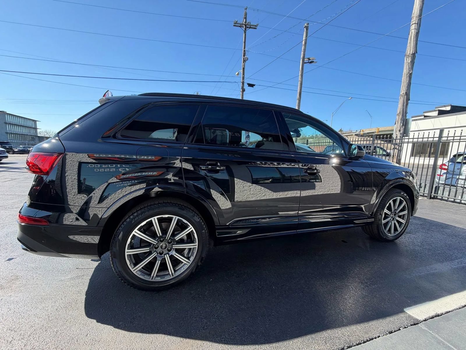 Used 2024 Audi Q7 2.0T Premium Plus w/ Premium Plus Package AWD/4WD image 12