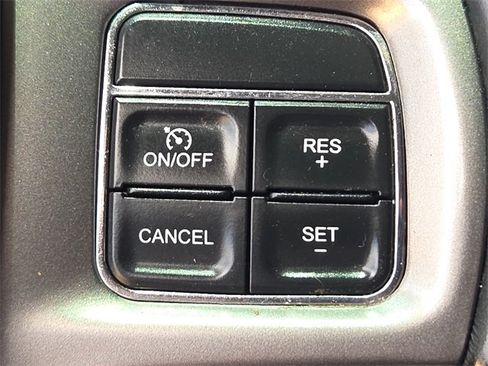 Used 2018 RAM 2500 Limited image 23