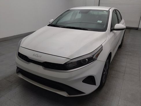 Used 2022 Kia Forte LXS FWD image 15