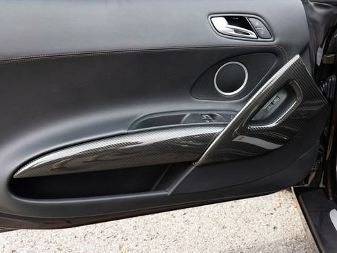 Used 2015 Audi R8 V10 image 27