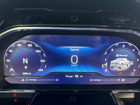 Used 2025 Chevrolet Silverado 1500 RST w/ Convenience Package II image 15