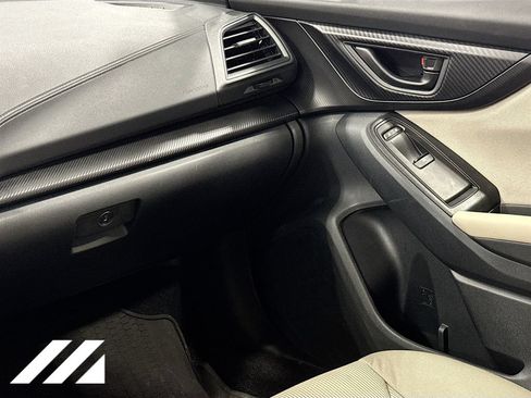 Used 2022 Subaru Impreza 2.0i Premium AWD/4WD image 25