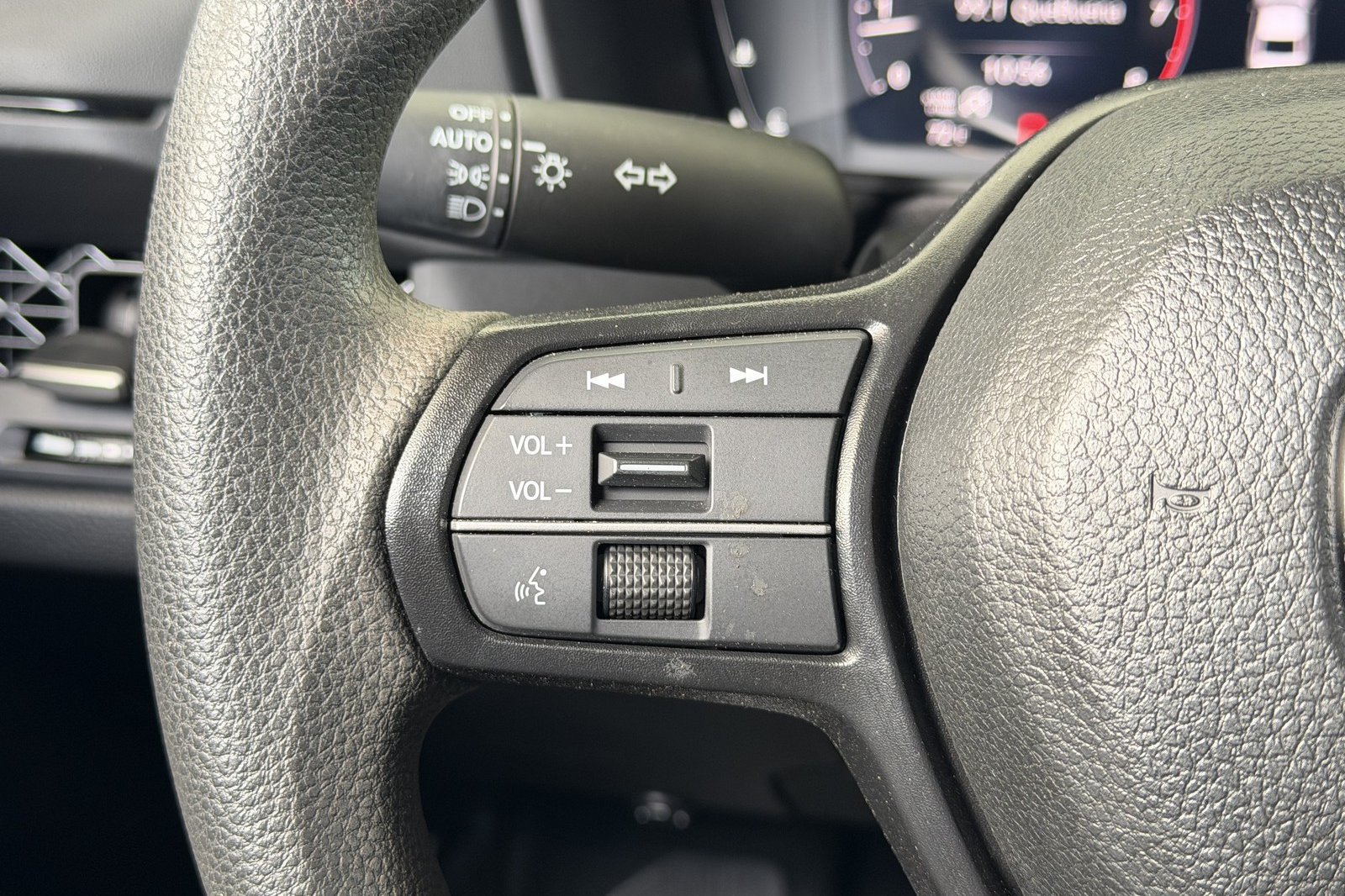 Used 2025 Honda Accord SE image 26