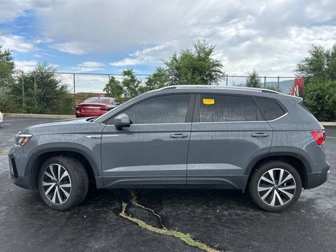 Used 2022 Volkswagen Taos SE w/ IQ.Drive SE Package AWD/4WD image 13