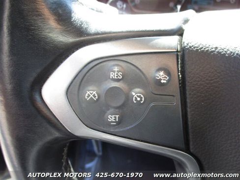 Used 2016 Chevrolet Suburban LT AWD/4WD image 28