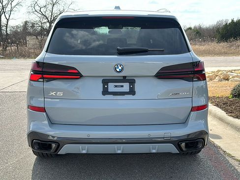 New 2026 BMW X5 xDrive50e w/ M Sport Package image 7