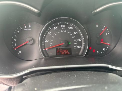 Used 2014 Kia Sorento LX FWD image 6