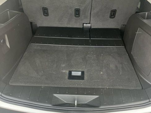 Used 2017 Chevrolet Equinox LT w/ Convenience Package image 11