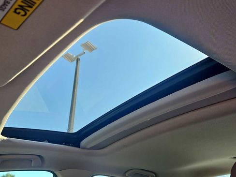 Used 2019 Acura ILX w/ Premium Package image 16