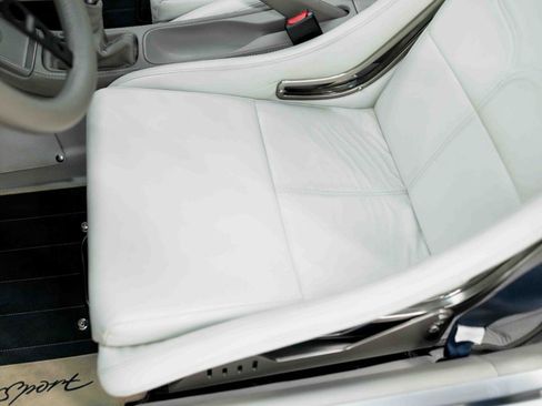 Used 1991 Porsche 911 Carrera image 54