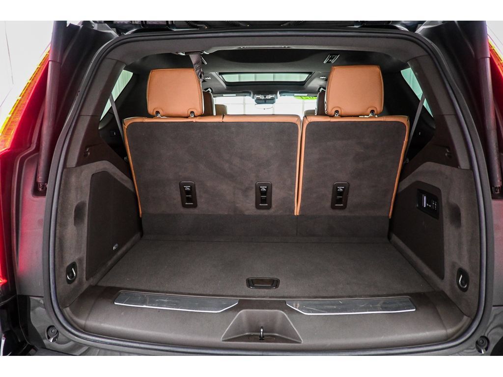 Used 2021 Cadillac Escalade Sport w/ Driver Assist Tech Package AWD/4WD image 65