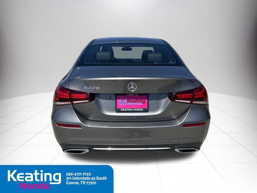 Used 2021 Mercedes-Benz A 220 w/ Premium Package image 9