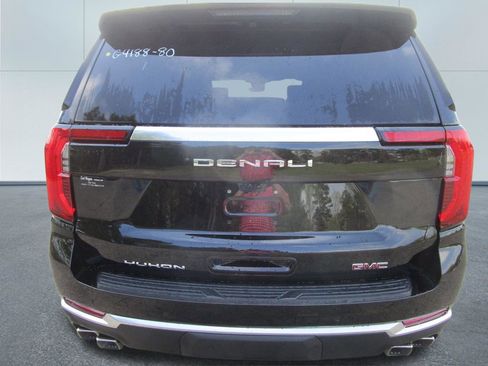 New 2026 GMC Yukon Denali w/ Denali Reserve Package image 8