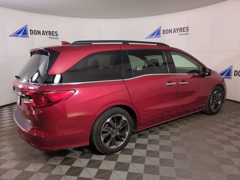 Certified 2023 Honda Odyssey Elite image 9
