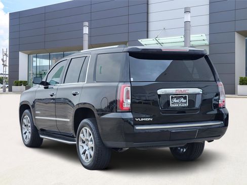 Used 2018 GMC Yukon Denali w/ Open Road Package image 4