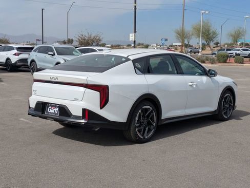 Certified 2025 Kia K4 GT-Line image 5
