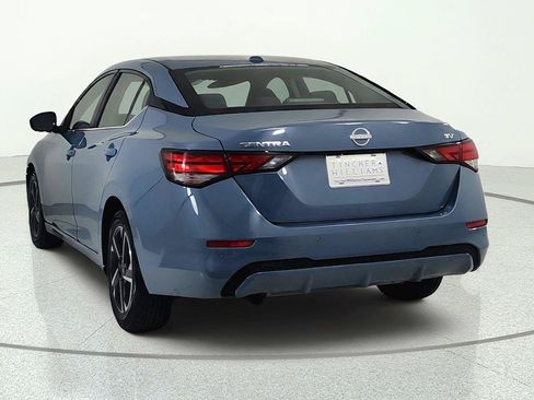 Used 2024 Nissan Sentra SV FWD image 5