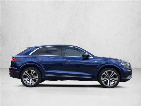 Used 2022 Audi Q8 Premium Plus AWD/4WD image 4