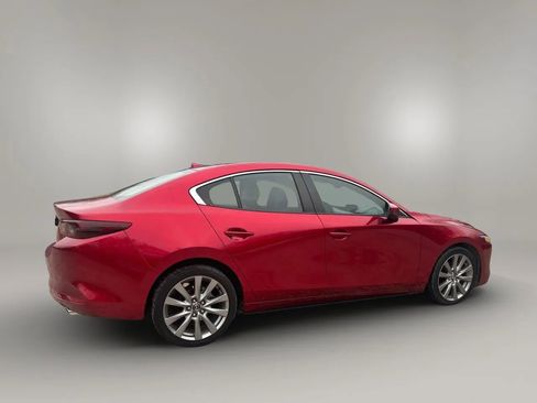 Used 2020 MAZDA MAZDA3 Sedan w/ Preferred Package image 4