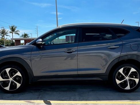 Used 2016 Hyundai Tucson Sport FWD image 2