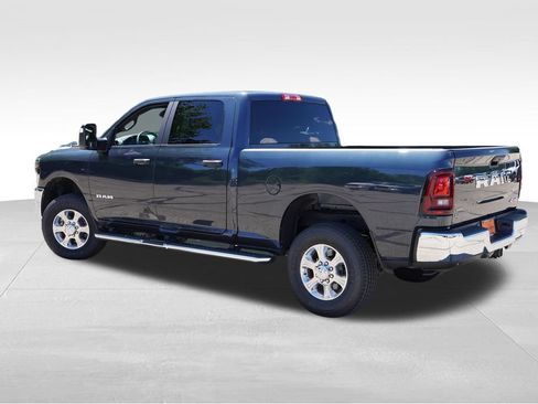 Certified 2026 RAM 2500 Big Horn AWD/4WD image 8