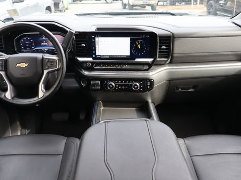 Used 2024 Chevrolet Silverado 3500 LTZ w/ LTZ Plus Package image 18