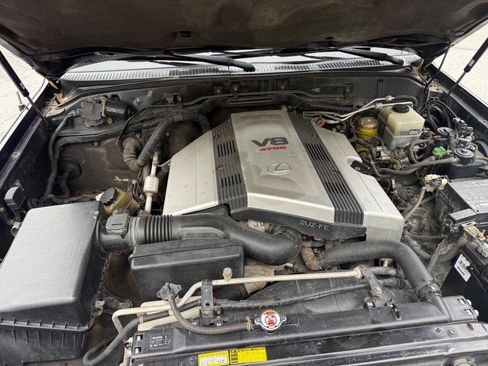 Used 2002 Lexus LX 470 4WD image 39