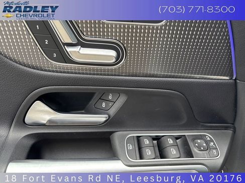 Used 2022 Mercedes-Benz GLB 250 4MATIC image 14