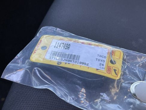 Used 2024 Toyota Tacoma TRD Off-Road image 7