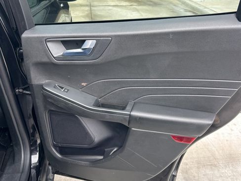 Used 2024 Ford Escape ST-Line image 13