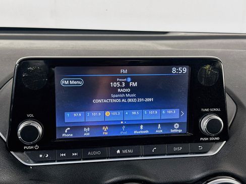 Used 2025 Nissan Sentra S FWD image 19