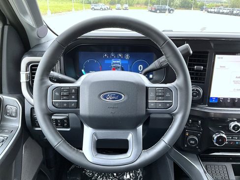 New 2026 Ford F350 Lariat AWD/4WD image 10