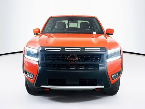 Used 2025 Nissan Frontier Pro-X w/ Pro Convenience Package image 2