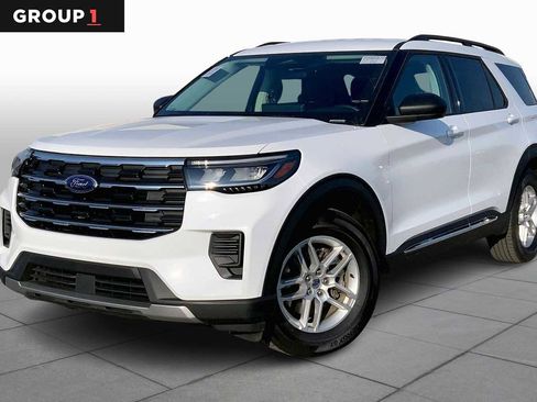 Certified 2025 Ford Explorer Active image 1