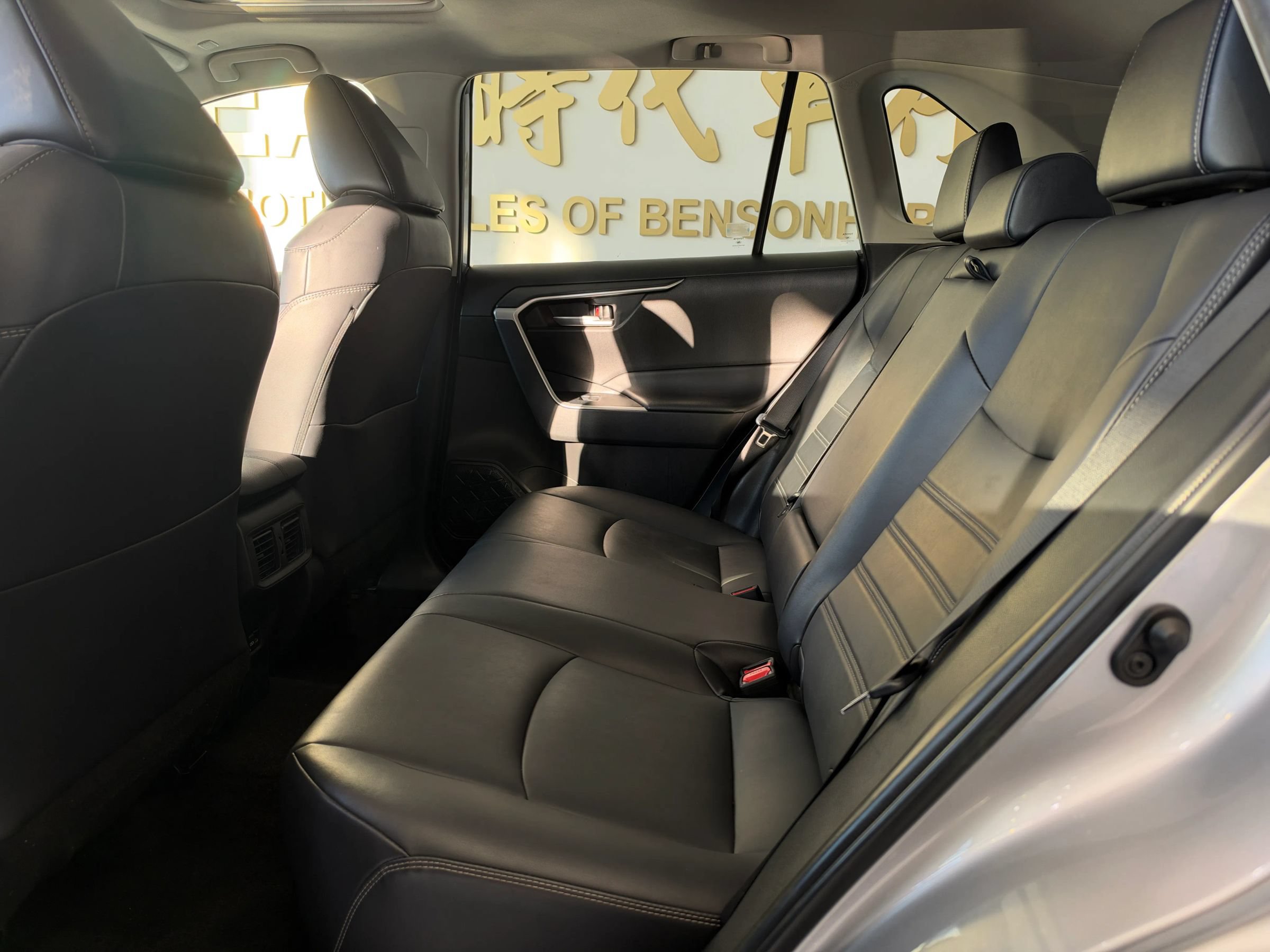 Used 2023 Toyota RAV4 XLE Premium AWD/4WD image 26