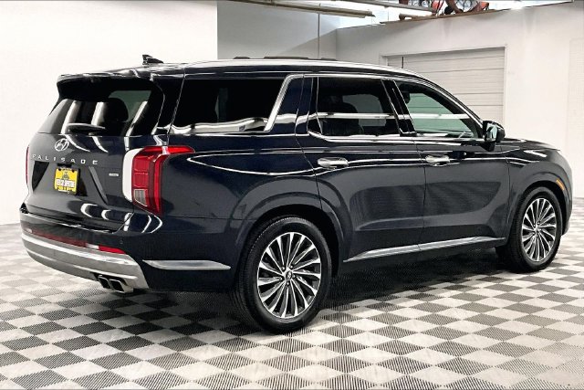 Used 2023 Hyundai Palisade Calligraphy AWD/4WD image 13