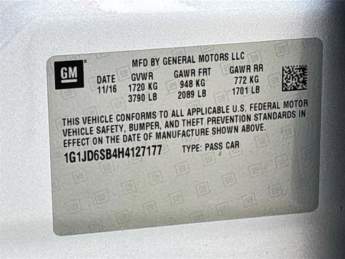 Used 2017 Chevrolet Sonic LT w/ Fun and Sun Package image 34