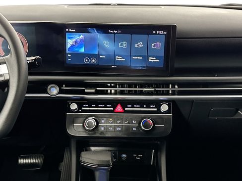 Used 2025 Hyundai Santa Cruz SE image 21