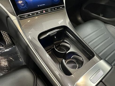 Certified 2025 Mercedes-Benz GLC 300 4MATIC image 32