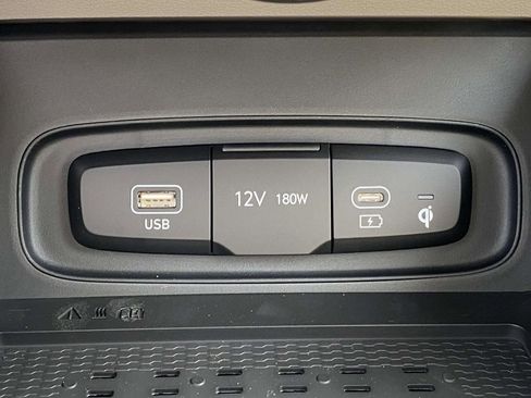 New 2026 Hyundai Venue SEL FWD image 23