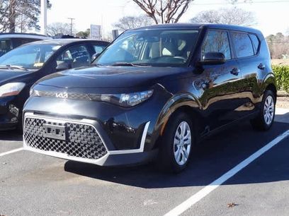 Used 2023 Kia Soul LX