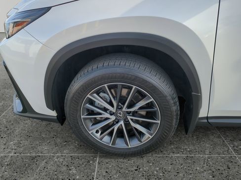 Used 2024 Lexus NX 350 AWD image 14