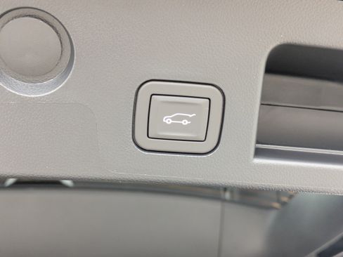 New 2026 Chevrolet Equinox ACTIV w/ Safety and Technology Package image 12