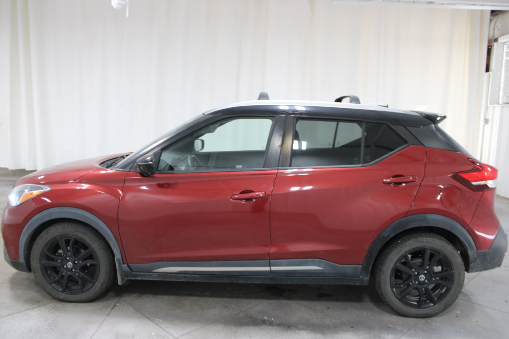 Used 2020 Nissan Kicks SR w/ Exterior Package FWD image 6