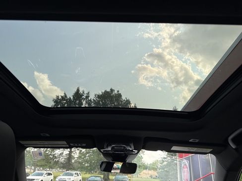 New 2025 Alfa Romeo Tonale image 17