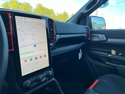 New 2025 Ford Ranger Raptor image 17