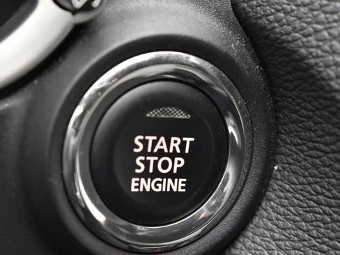 Used 2025 Mitsubishi Eclipse Cross SEL image 28