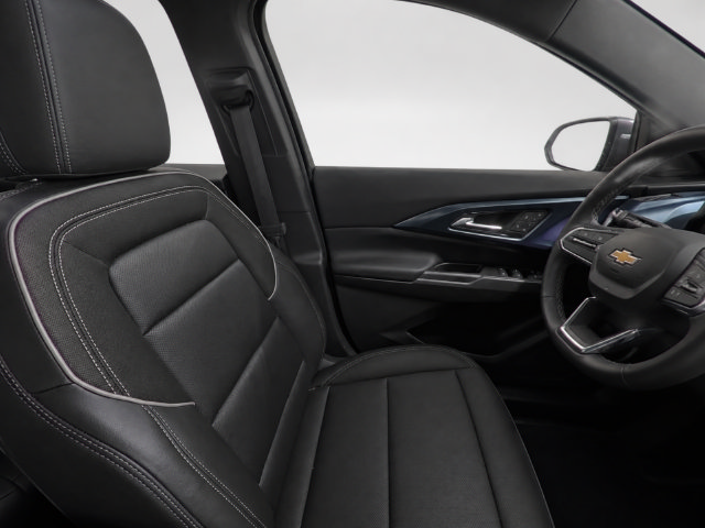 Used 2024 Chevrolet Equinox EV LT FWD image 11